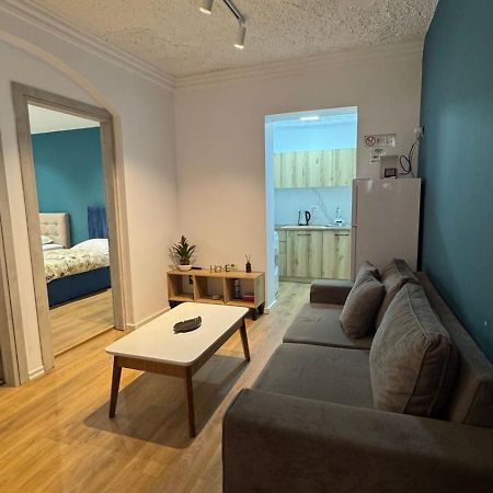 Host Elios Tirana Apartment Ngoại thất bức ảnh